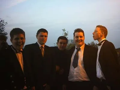 The High School Prom.-14